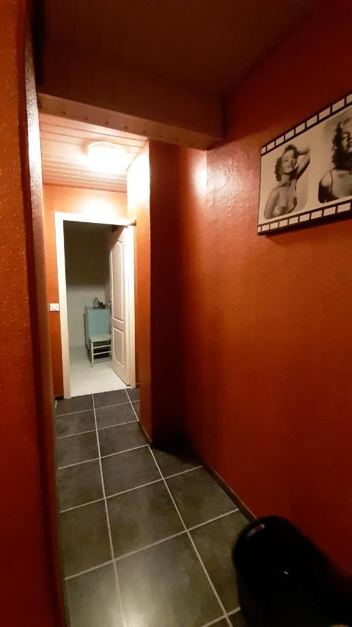אובייר Agreable Maison De Village, Au Calme D'Une Impasse מראה חיצוני תמונה